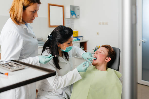 Best Emergency Treatment for Dental Infections or Abscesses in Kronenwetter, WI